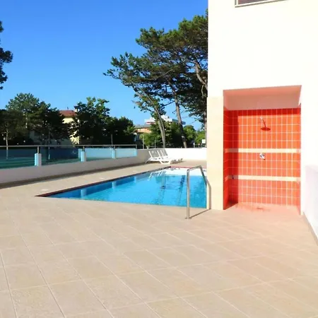 Floor In Διαμέρισμα *