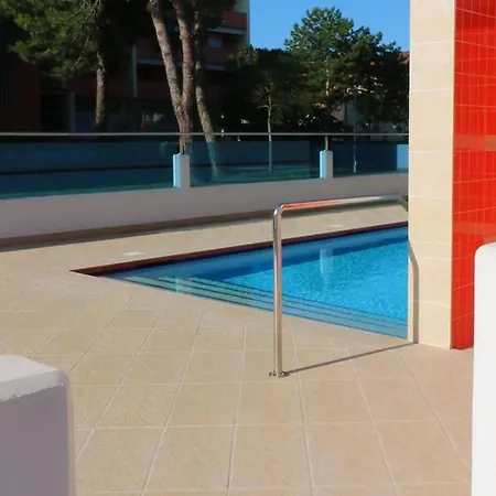 Διαμέρισμα Floor In *
